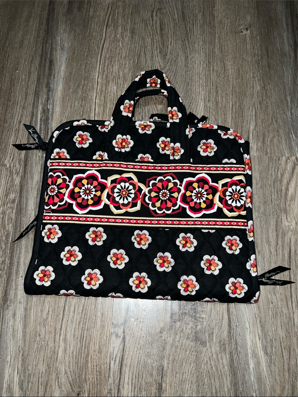 Vera Bradley Piroulette Quilted Cloth Fold Up Makeup Bag, excellent condition